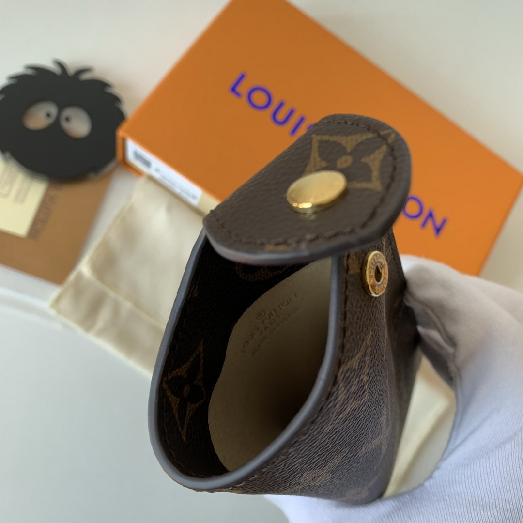 M66544, SUNGLASSES CASE MM, LOUIS VUITTON LV