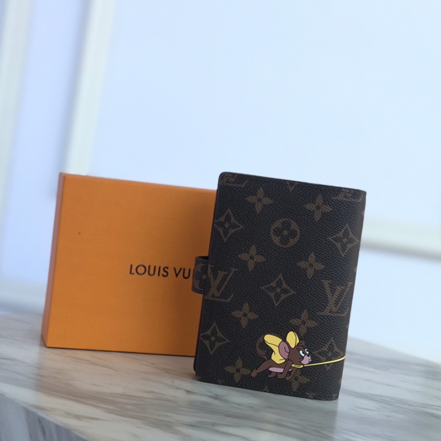 SMALL RING AGENDA COVER, LOUIS VUITTON LV Women - Accessories - Writing