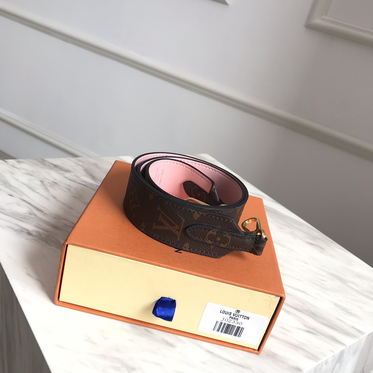 J02330, Louis Vuitton LV, BANDOULIÈRE MONOGRAM Shoulder Strap