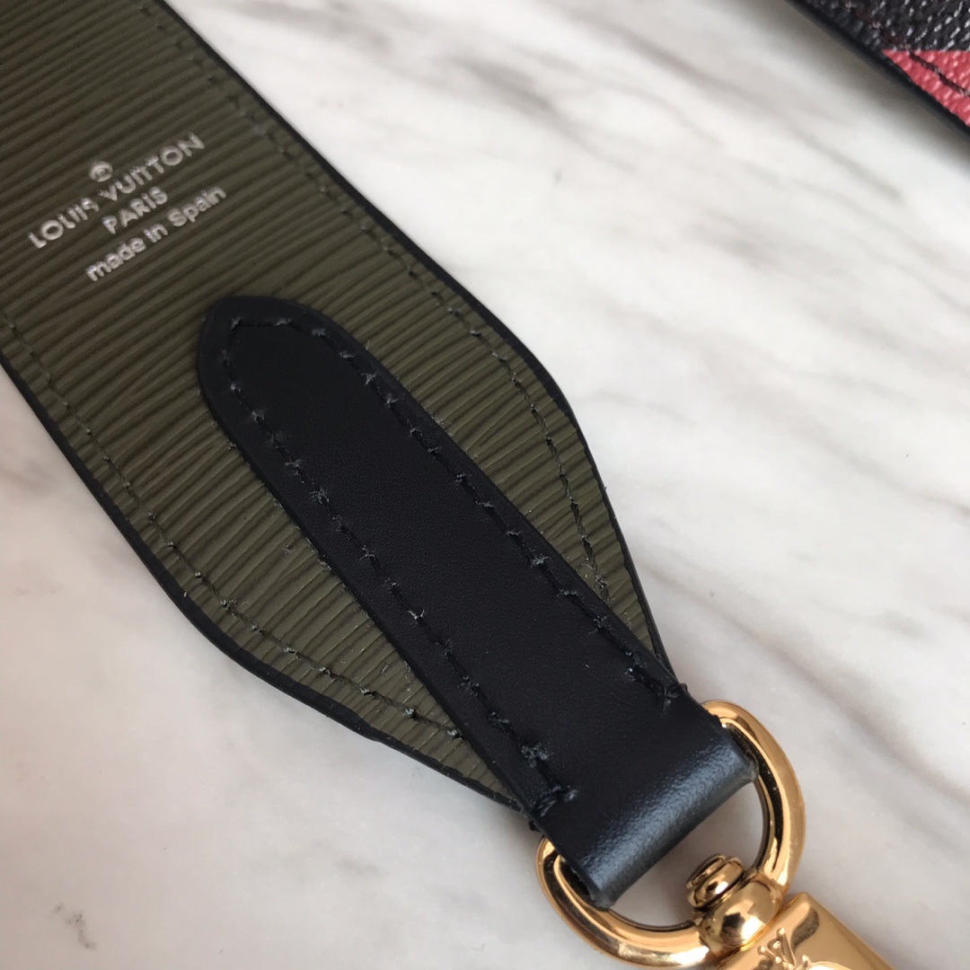 J02399, Louis Vuitton LV, BANDOULIÈRE MONOGRAM Shoulder Strap