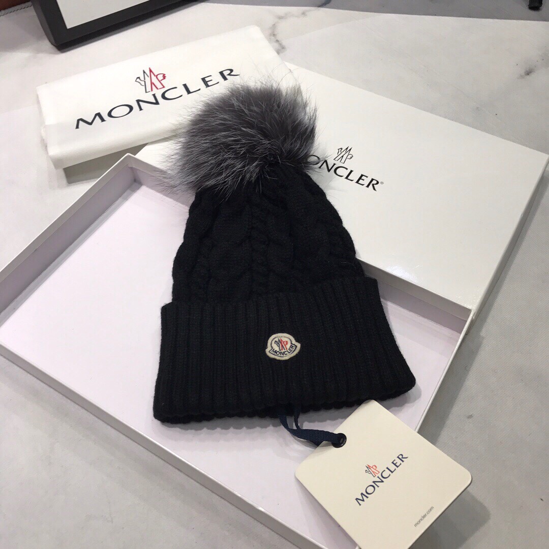 Moncler SKULLIES & BEANIES