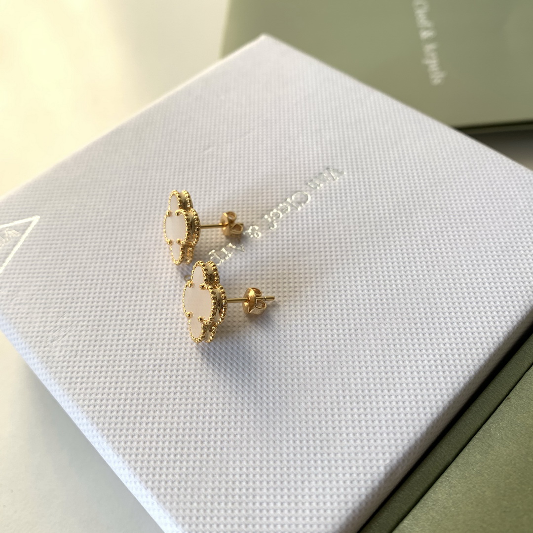 VanCleef&Arpels Earrings