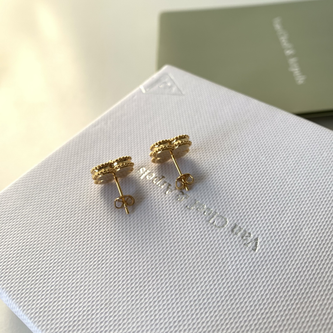 VanCleef&Arpels Earrings