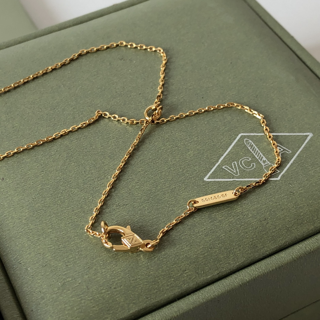 VanCleef&Arpels Necklaces