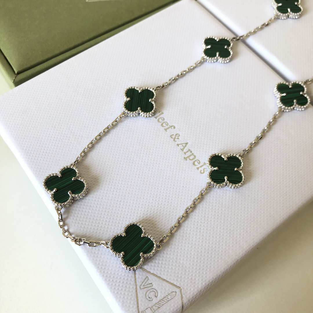 VanCleef&Arpels Necklaces