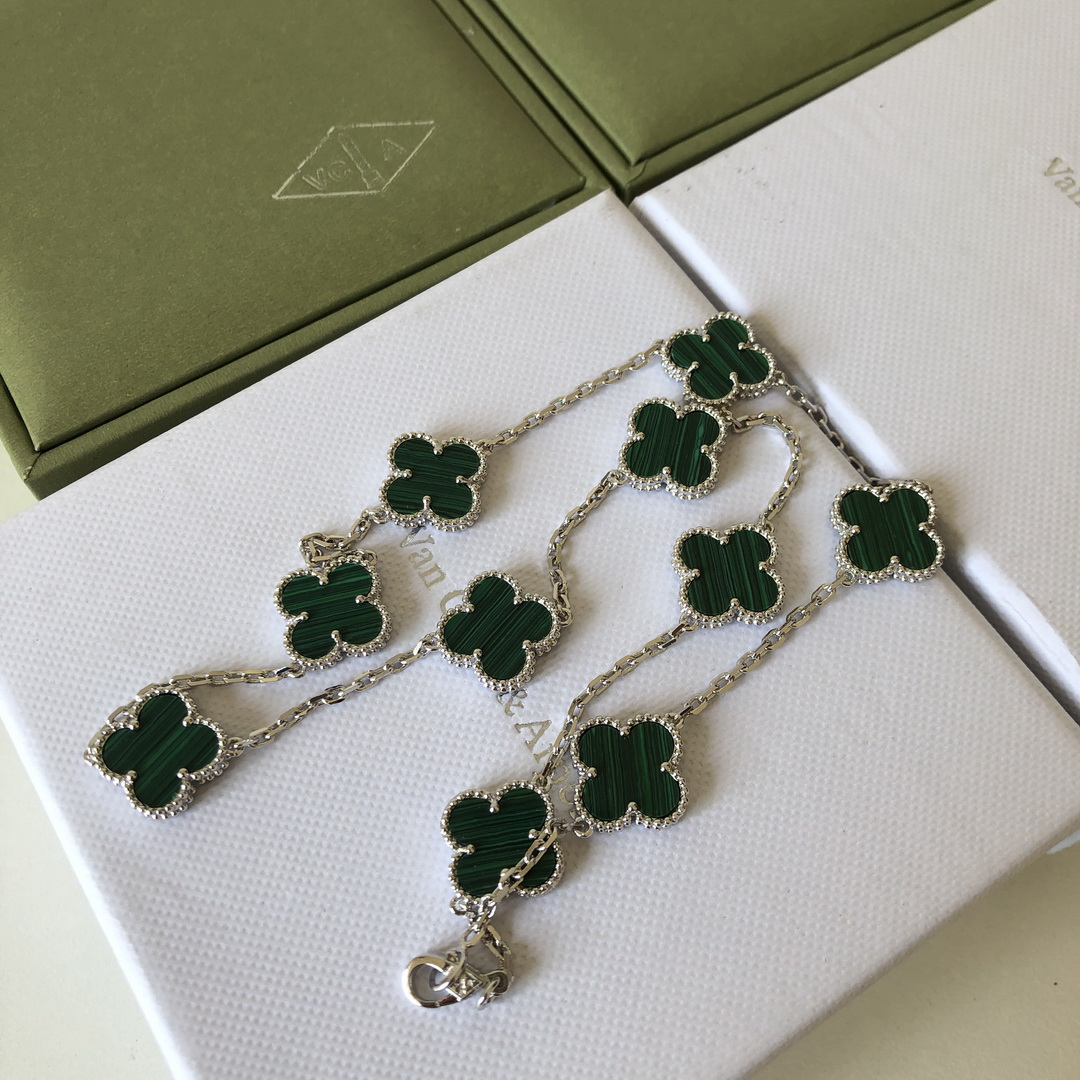 VanCleef&Arpels Necklaces