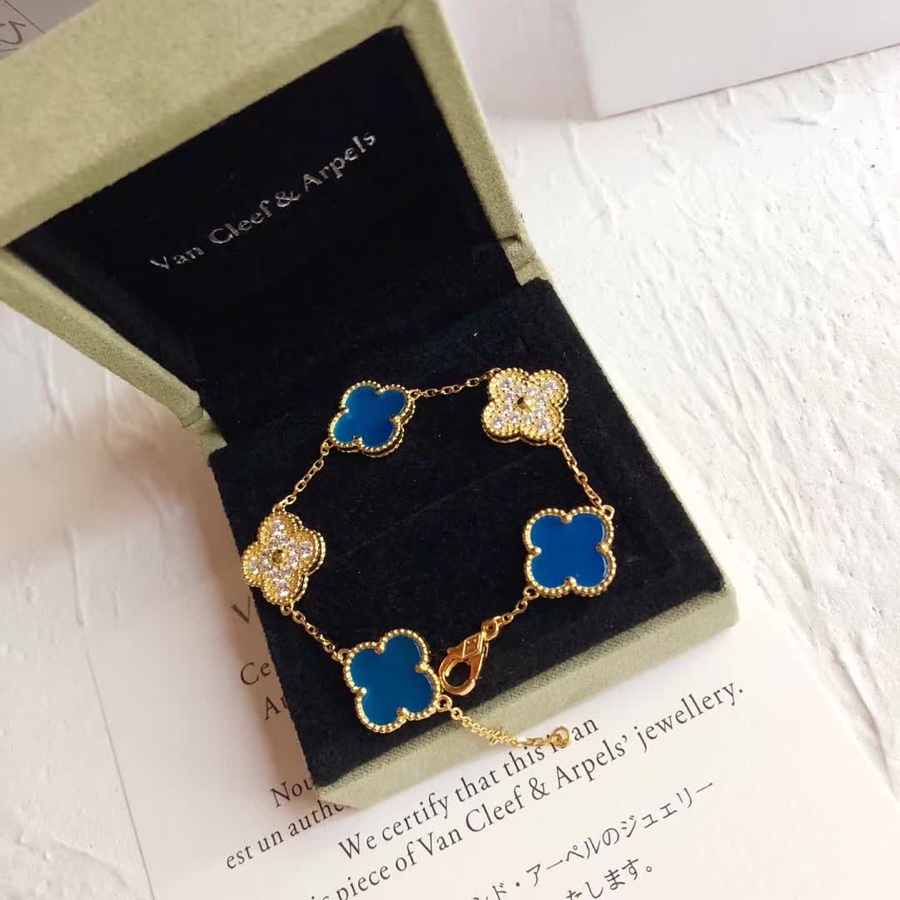 VanCleef&Arpels Bracelets