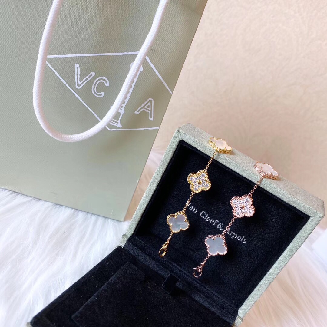 VanCleef&Arpels Bracelets