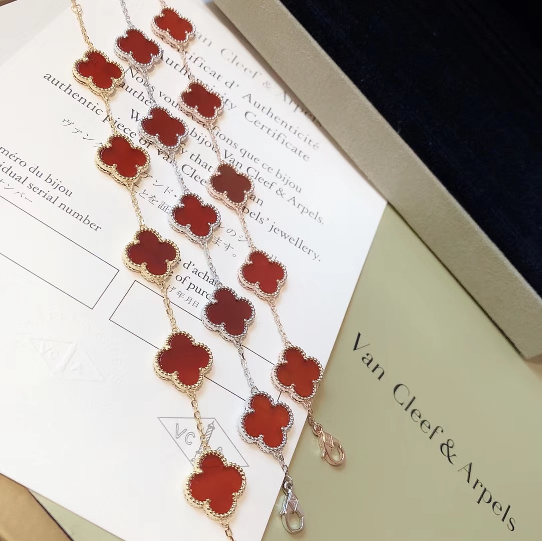 VanCleef&Arpels Bracelets