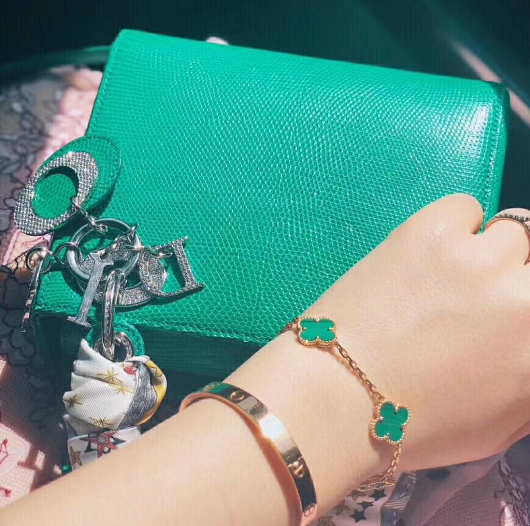 VanCleef&Arpels Bracelets