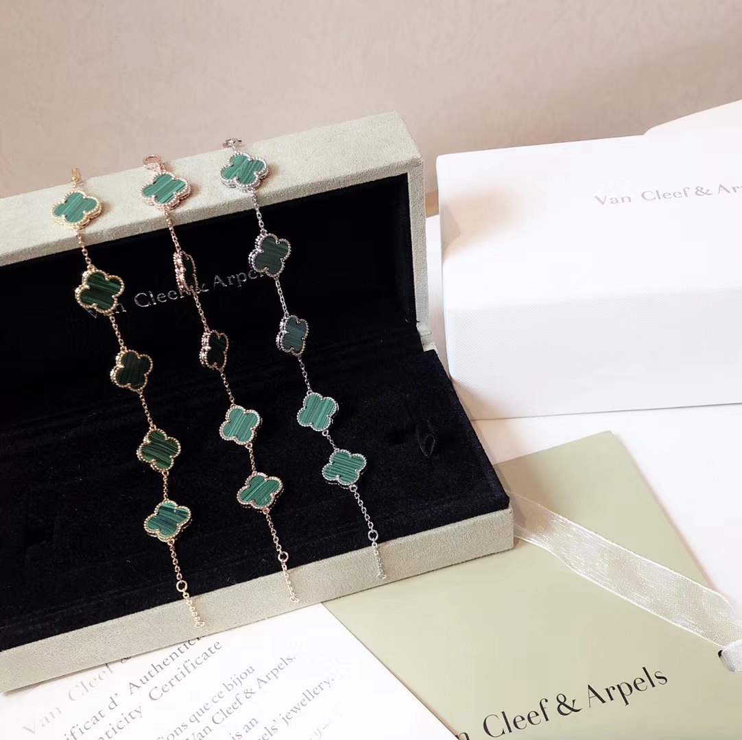 VanCleef&Arpels Bracelets