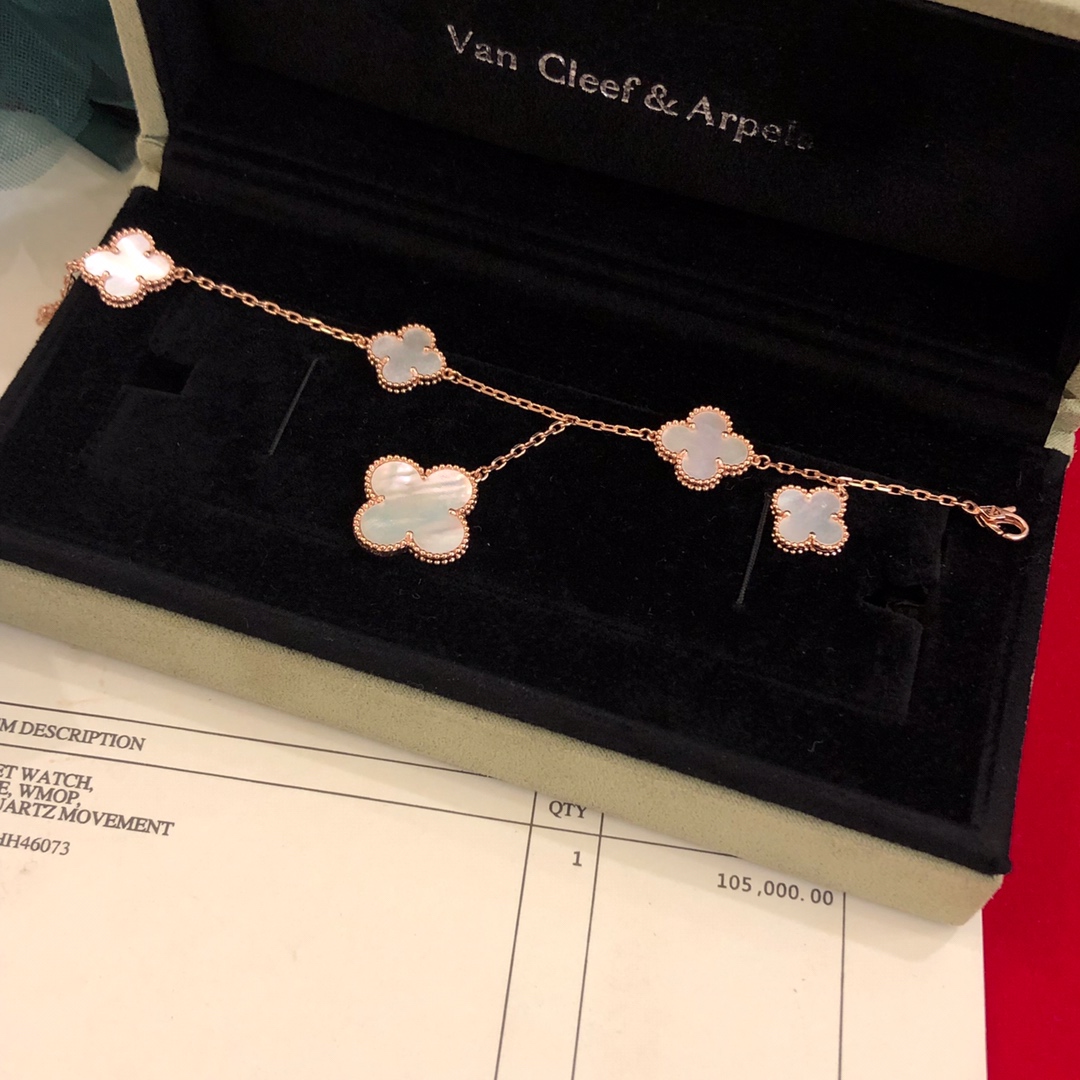 VanCleef&Arpels Bracelets