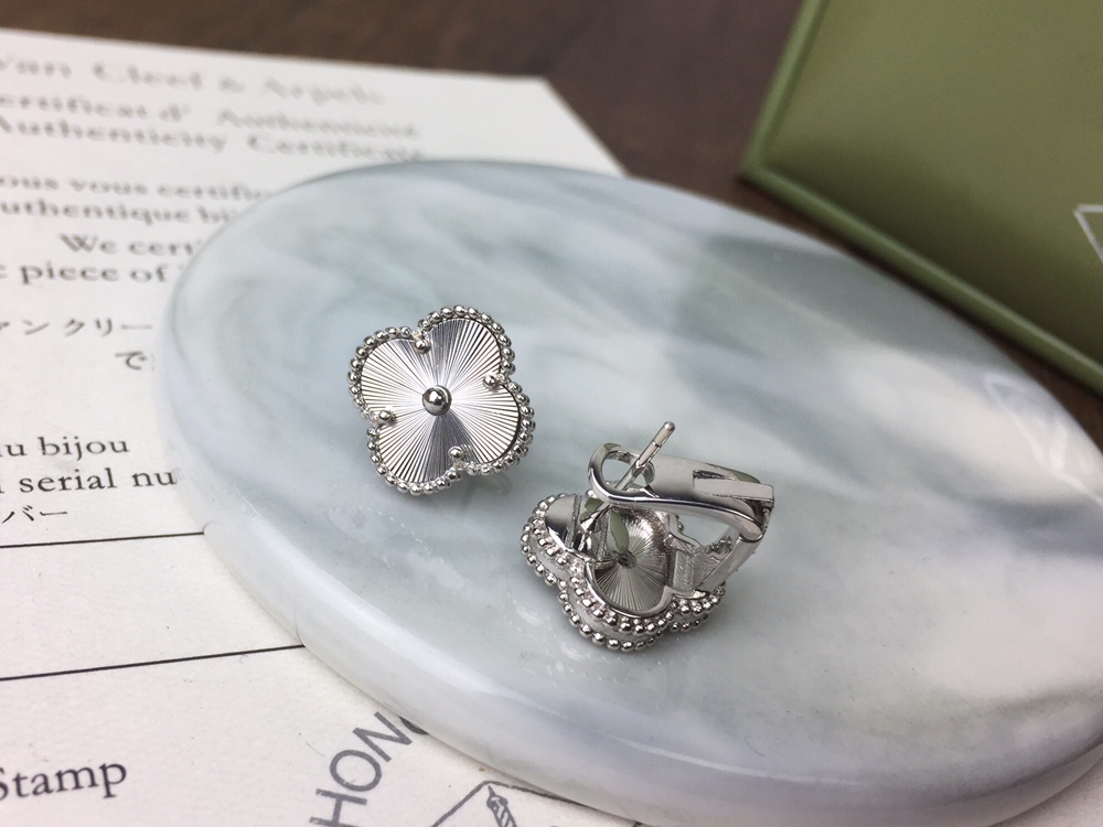 VanCleef&Arpels Earrings
