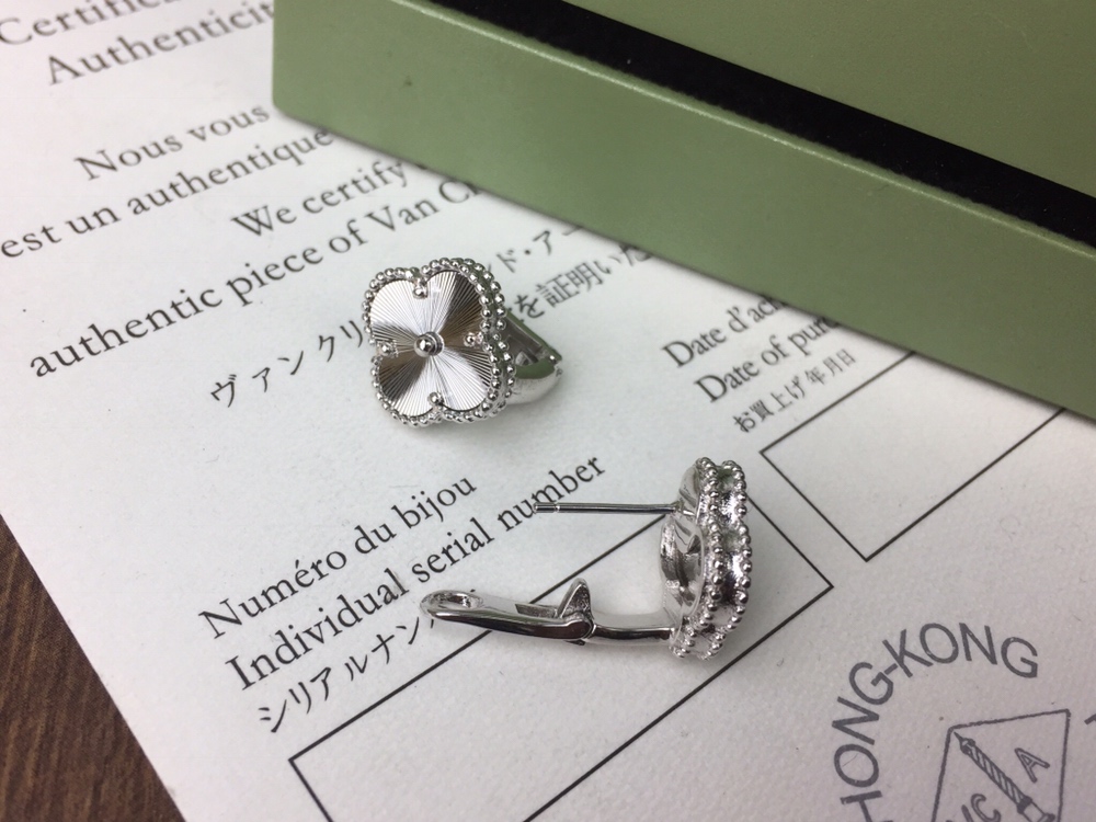 VanCleef&Arpels Earrings