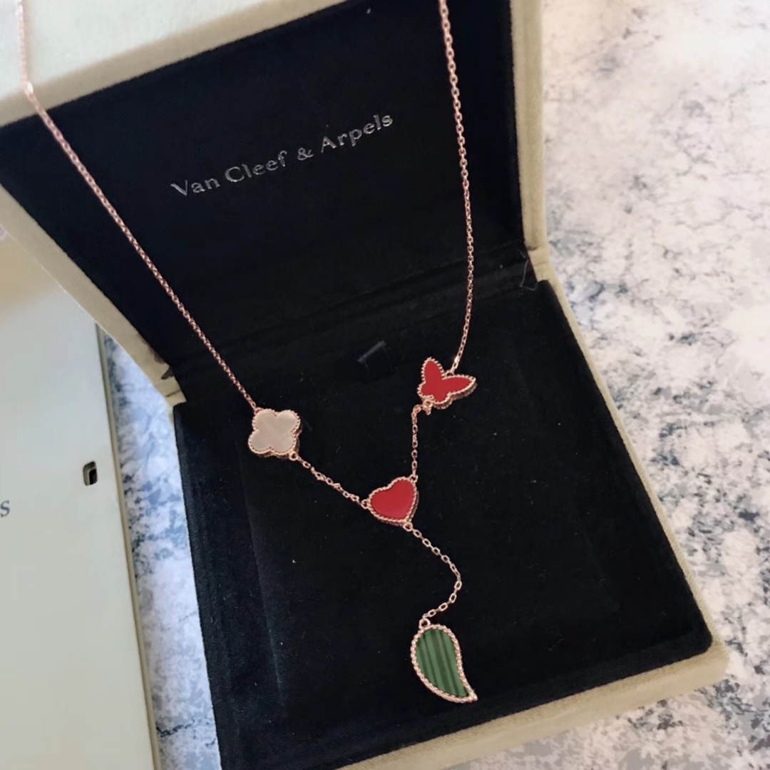 VanCleef&Arpels Necklaces & Pendants