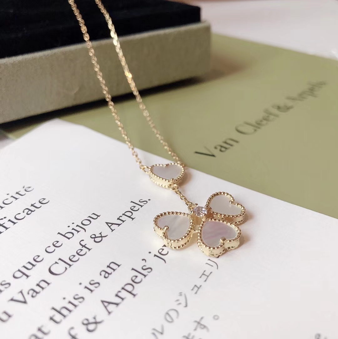 VanCleef&Arpels Necklaces & Pendants