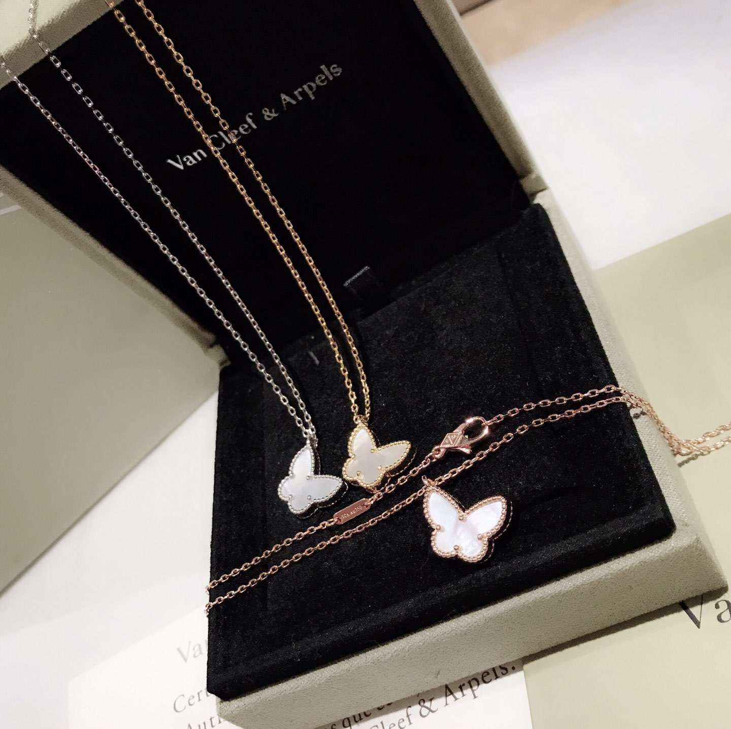 VanCleef&Arpels Necklaces & Pendants