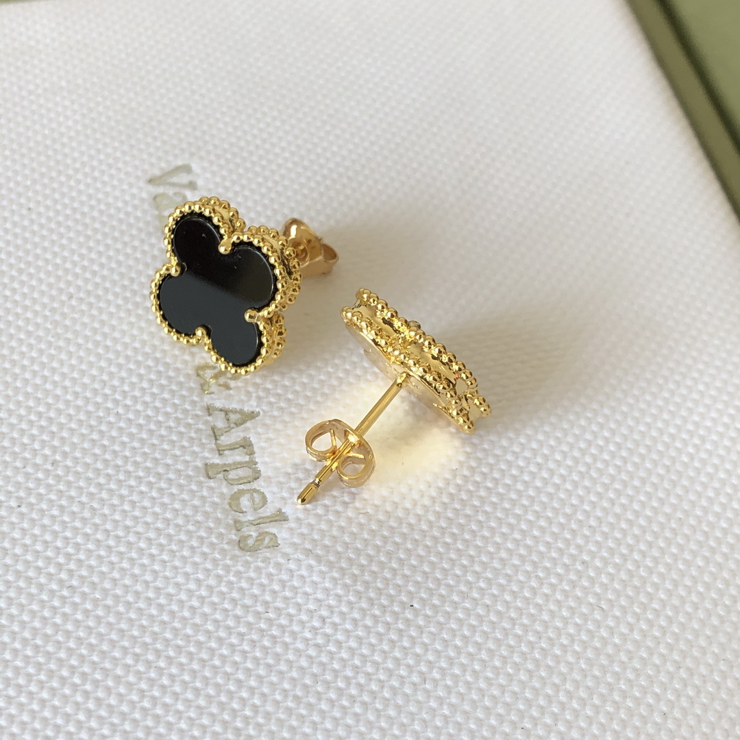 VanCleef&Arpels Earrings