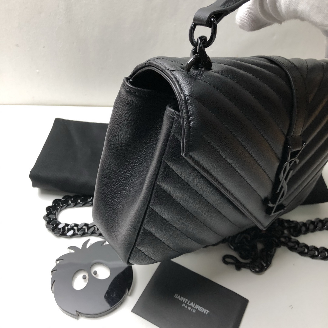 CLASSIC MEDIUM COLLÈGE BAG MATELASSÉ LEATHER, YSL Saint Laurent