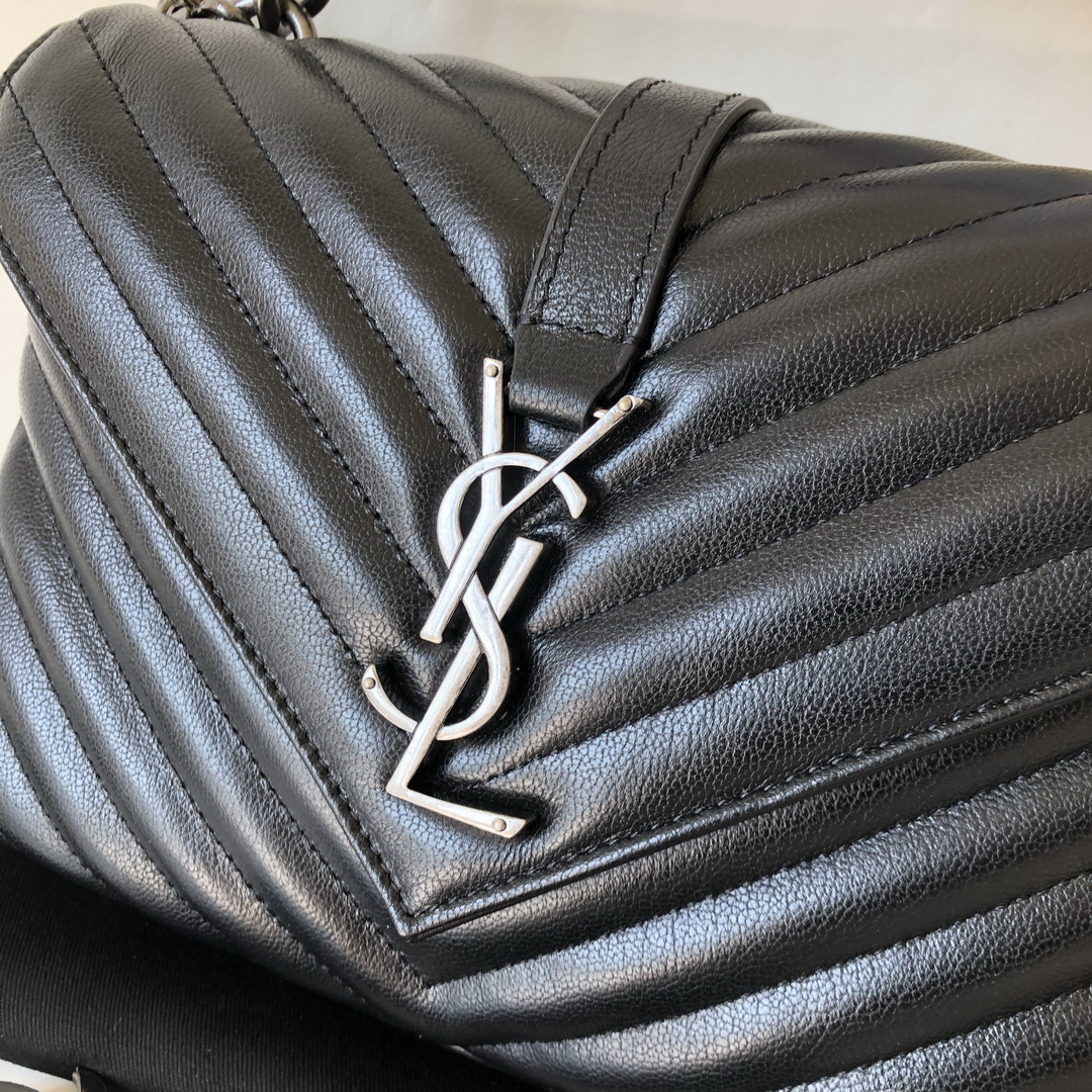CLASSIC MEDIUM COLLÈGE BAG MATELASSÉ LEATHER, YSL Saint Laurent