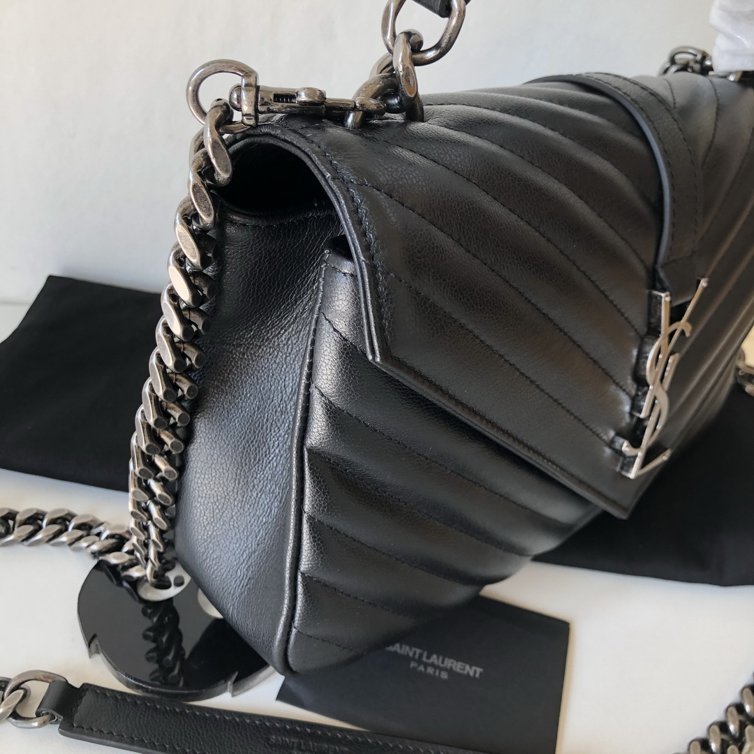CLASSIC MEDIUM COLLÈGE BAG MATELASSÉ LEATHER, YSL Saint Laurent