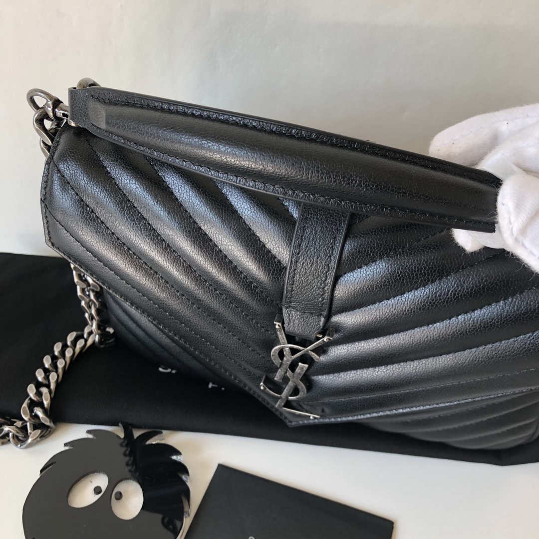 CLASSIC MEDIUM COLLÈGE BAG MATELASSÉ LEATHER, YSL Saint Laurent