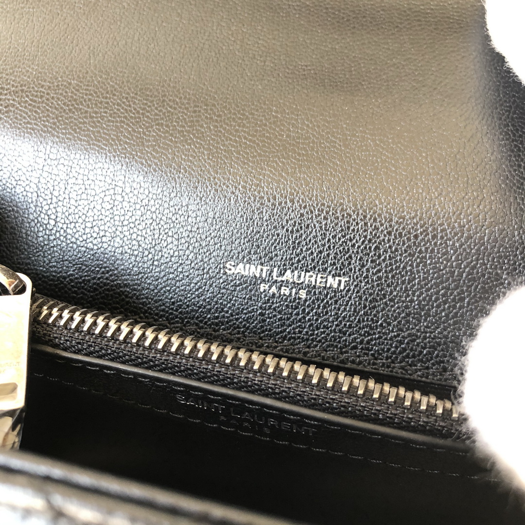 CLASSIC MEDIUM COLLÈGE BAG MATELASSÉ LEATHER, YSL Saint Laurent