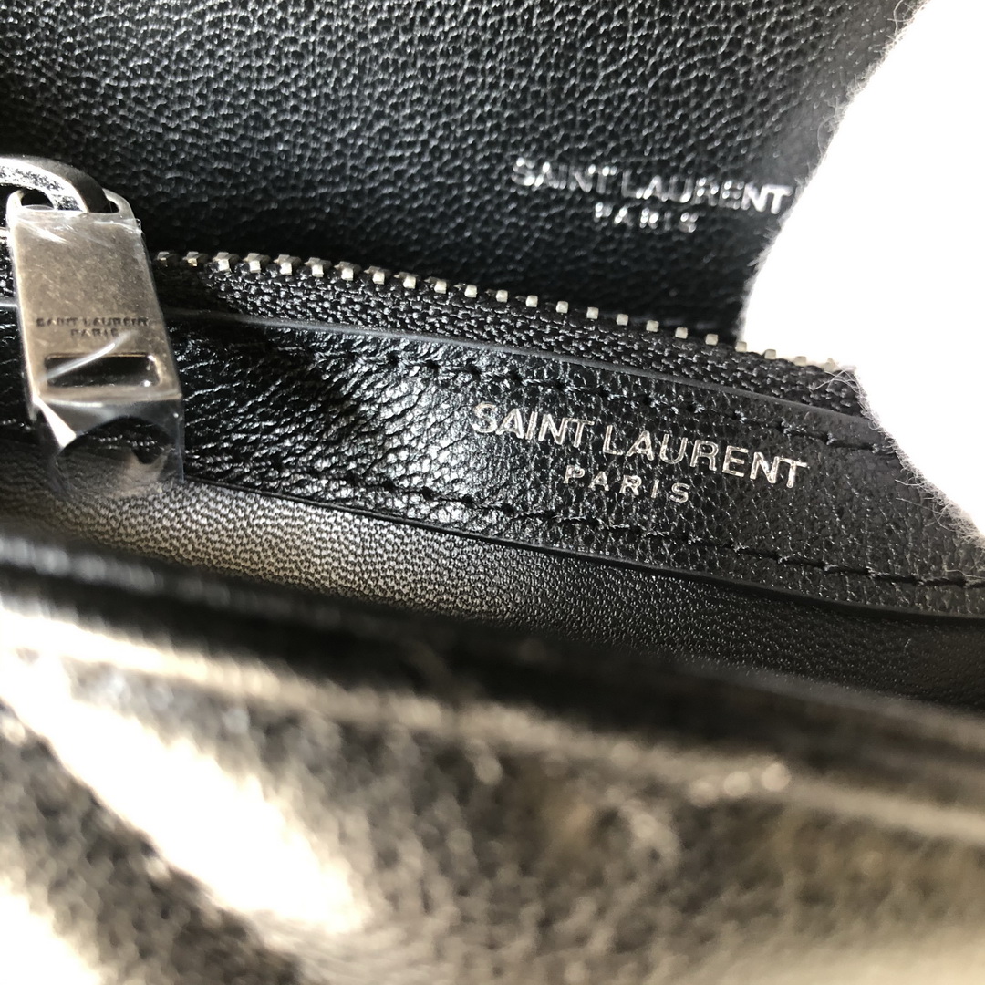 CLASSIC MEDIUM COLLÈGE BAG MATELASSÉ LEATHER, YSL Saint Laurent