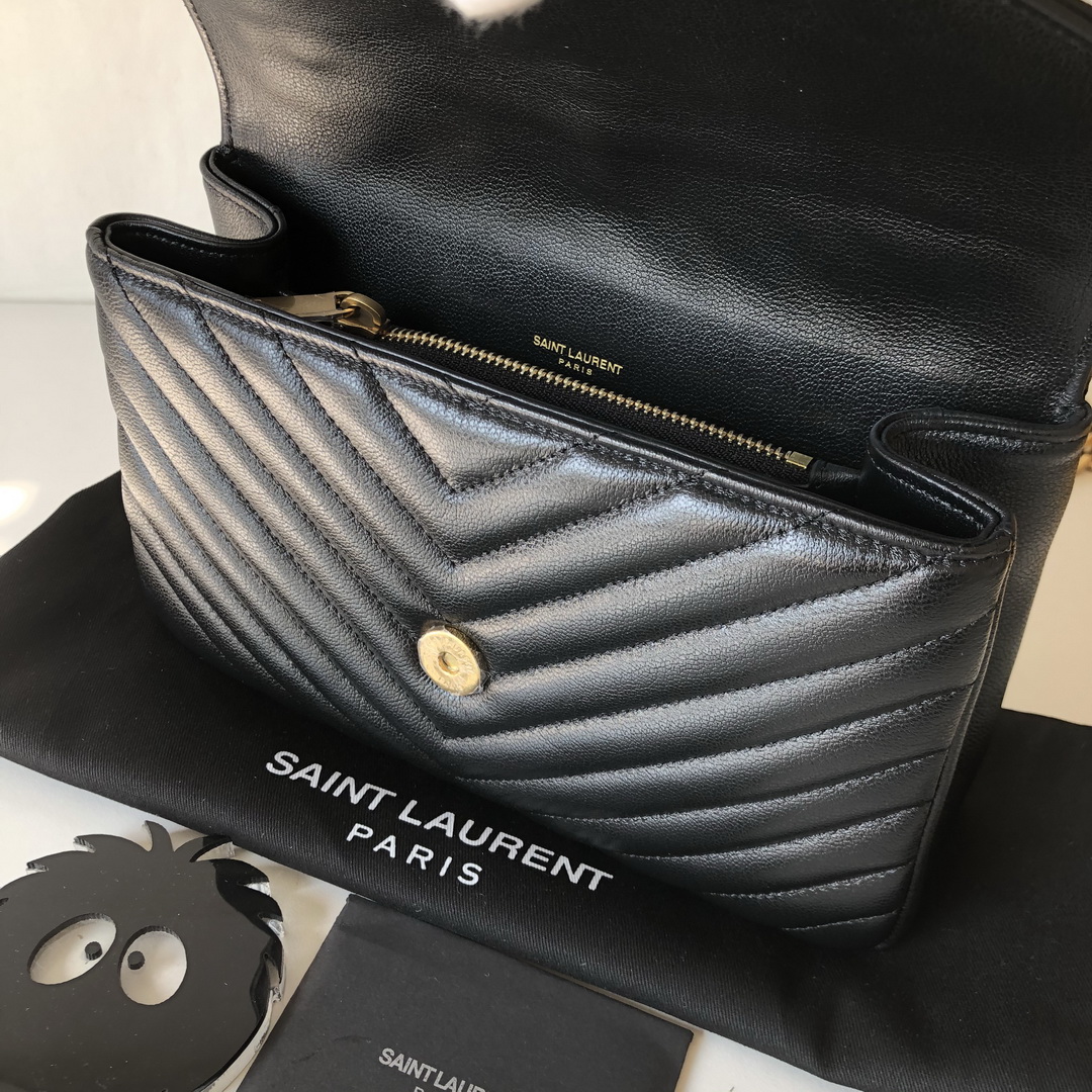 CLASSIC MEDIUM COLLÈGE BAG MATELASSÉ LEATHER, YSL Saint Laurent