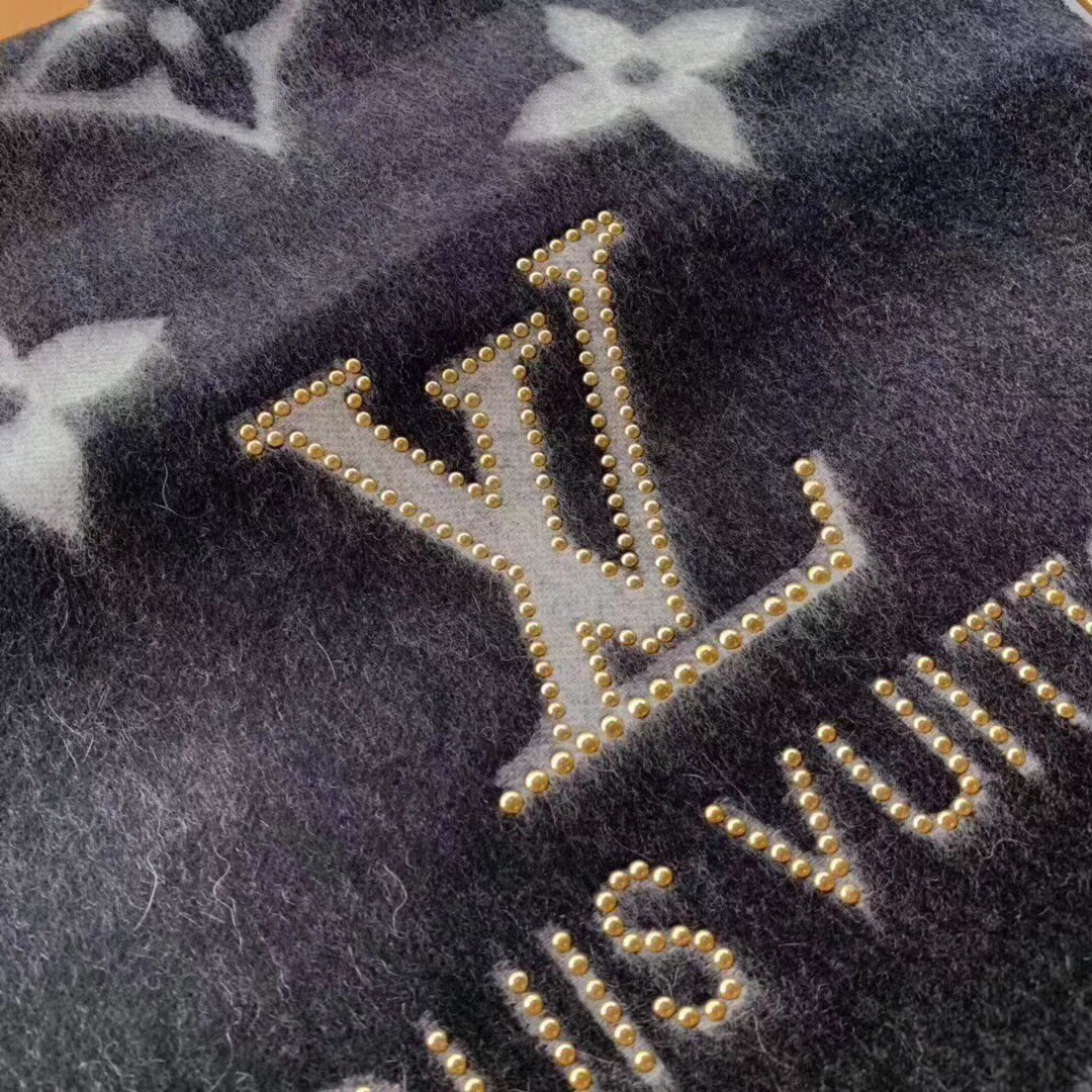 LOUIS VUITTON LV SCARF