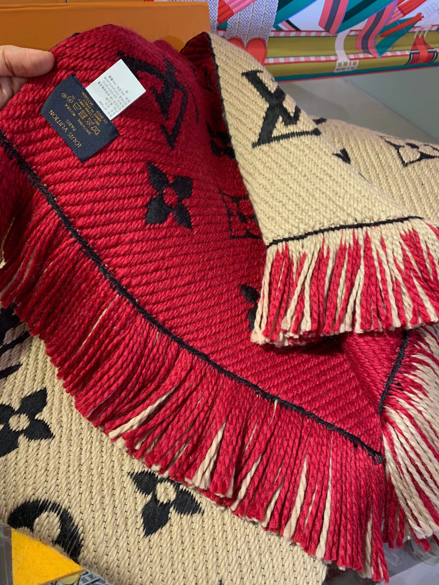 LOUIS VUITTON LV SCARF