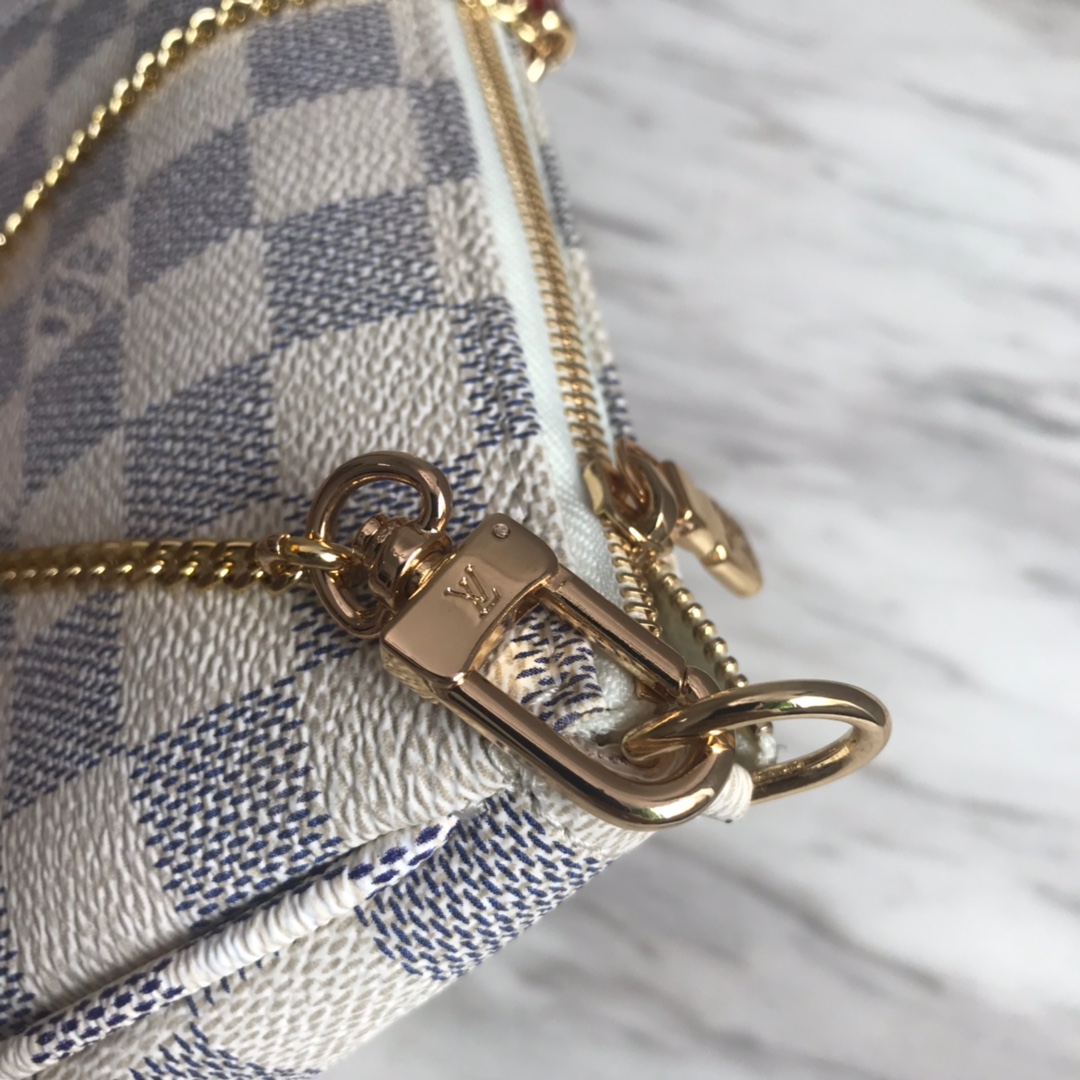 N58010, MINI POCHETTE ACCESSOIRES, LOUIS VUITTON LV