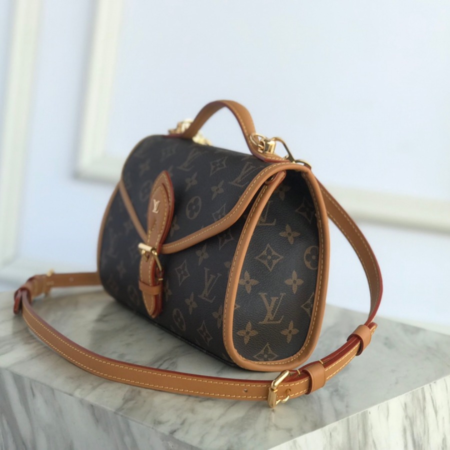 M44919 LV IVY, LOUIS VUITTON LV
