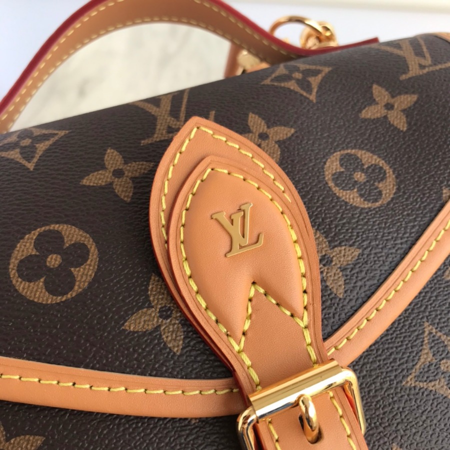 M44919 LV IVY, LOUIS VUITTON LV