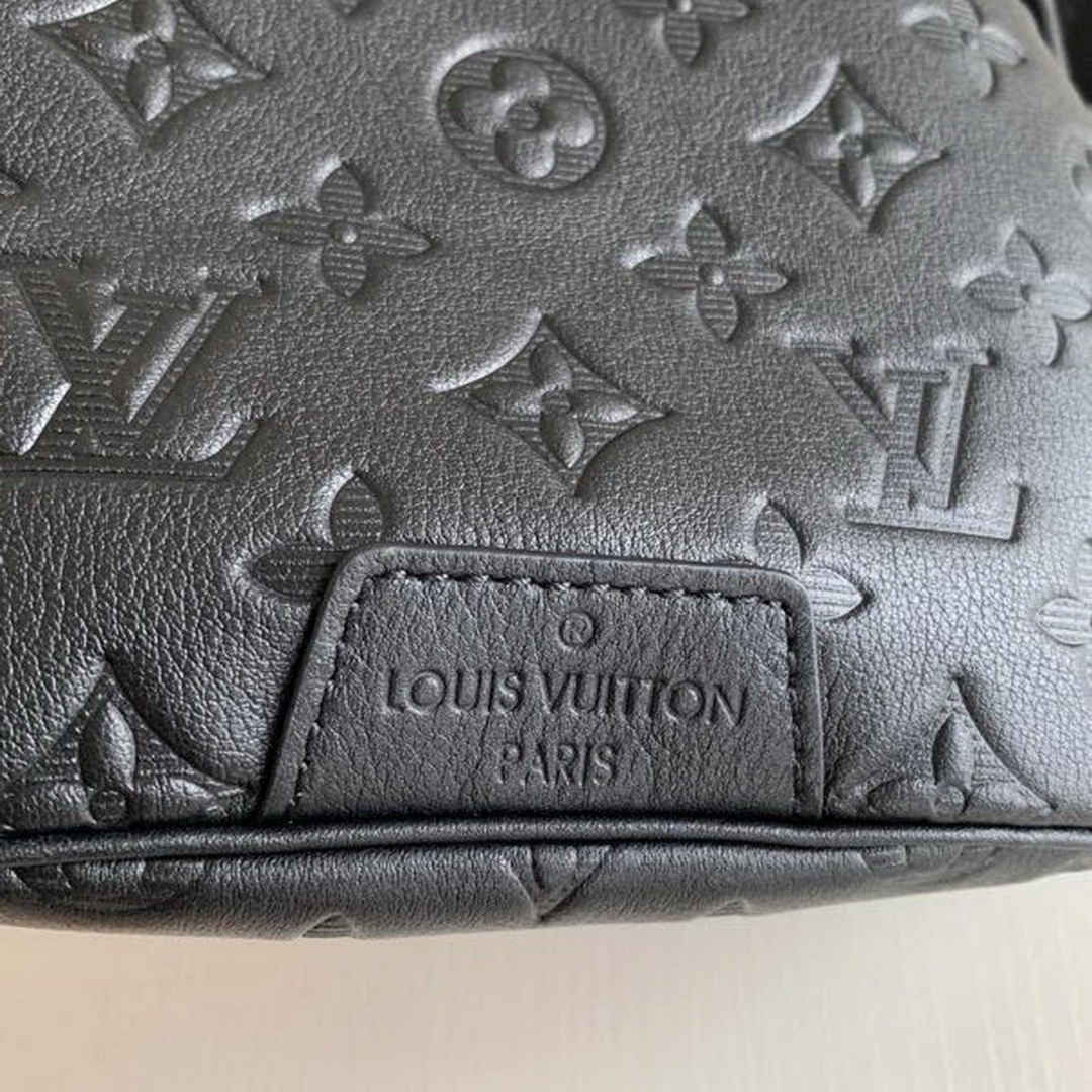 M44388 DISCOVERY BUMBAG, LOUIS VUITTON LV, Damier Cobalt Race canvas