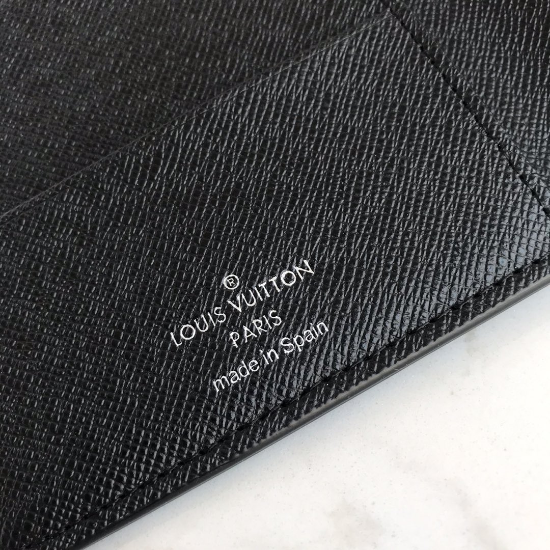 N64411, Louis Vuitton LV, PASSPORT COVER