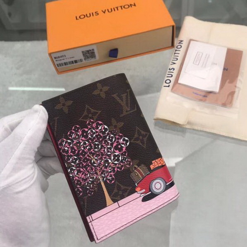 M68493 PASSPORT COVER, LOUIS VUITTON LV 