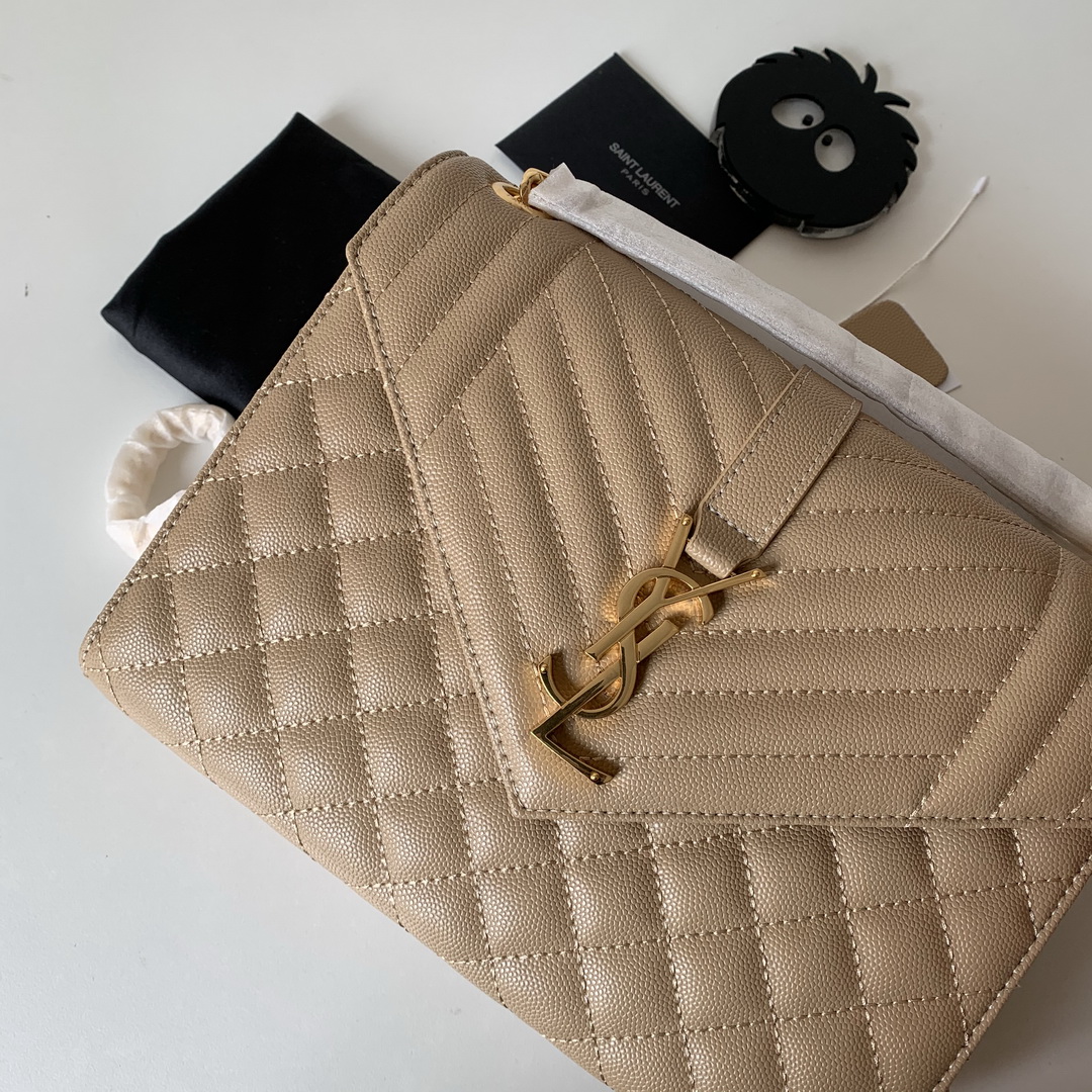 487206 ENVELOPE MEDIUM BAG IN GRAIN DE POUDRE EMBOSSED LEATHER, YSL Saint Laurent