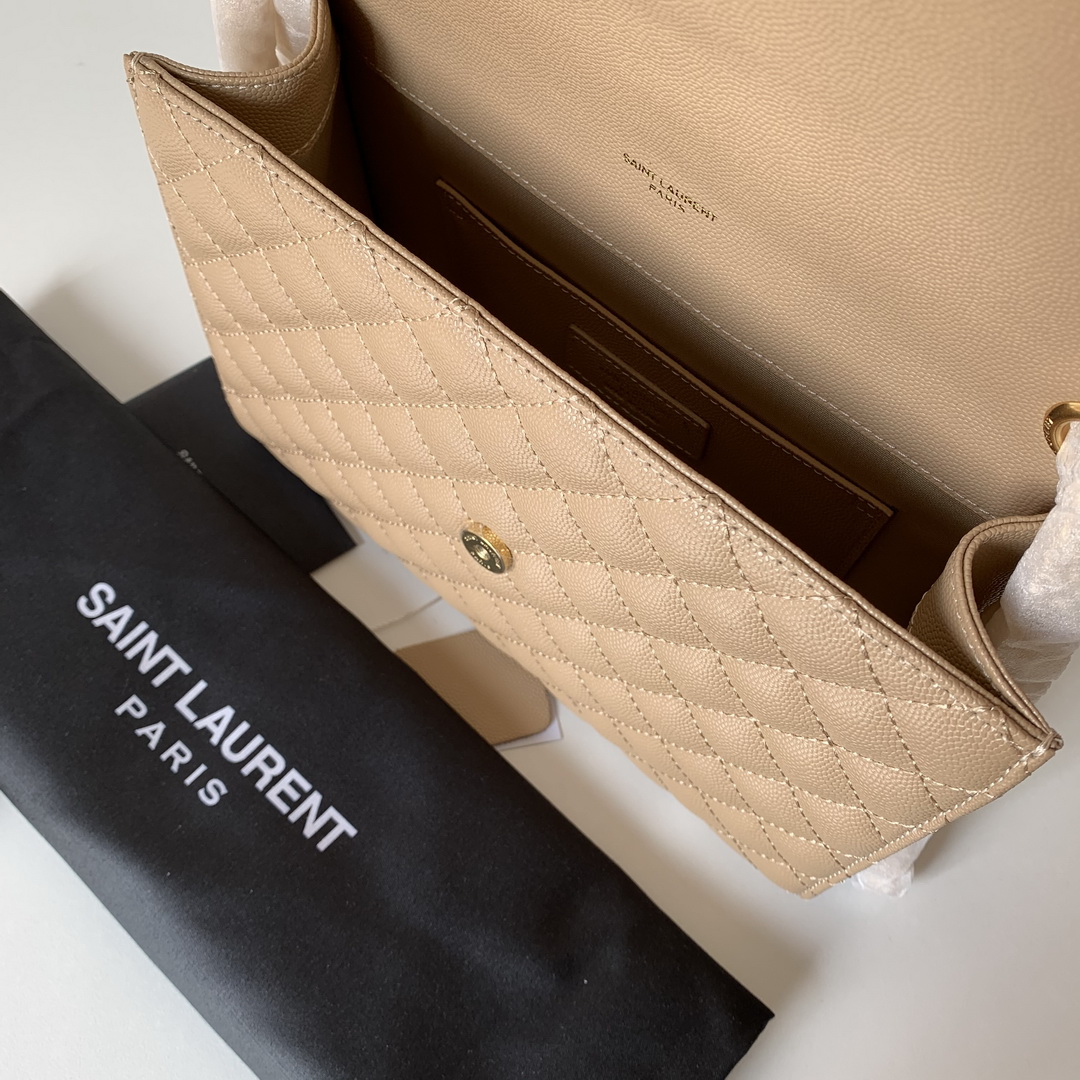 487206 ENVELOPE MEDIUM BAG IN GRAIN DE POUDRE EMBOSSED LEATHER, YSL Saint Laurent