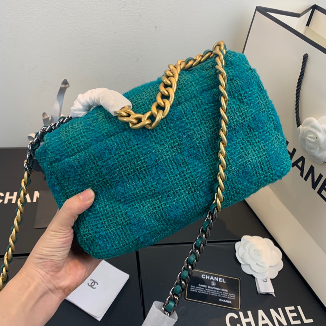 AS1160  chanel 19 flap bag