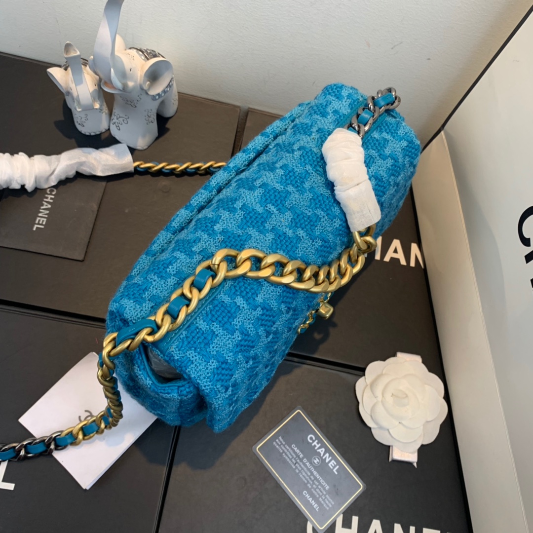AS1160  chanel 19 flap bag