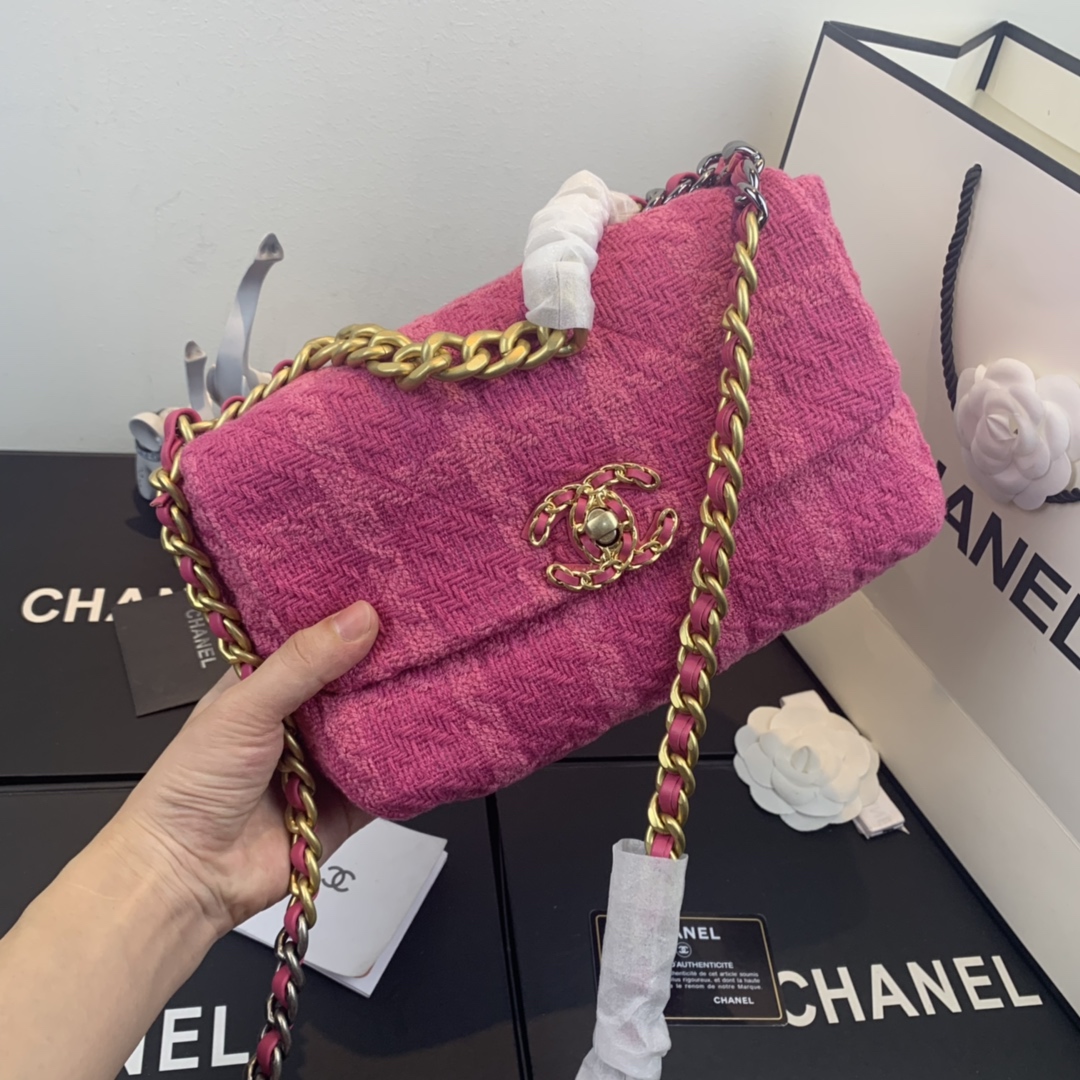 AS1160  chanel 19 flap bag