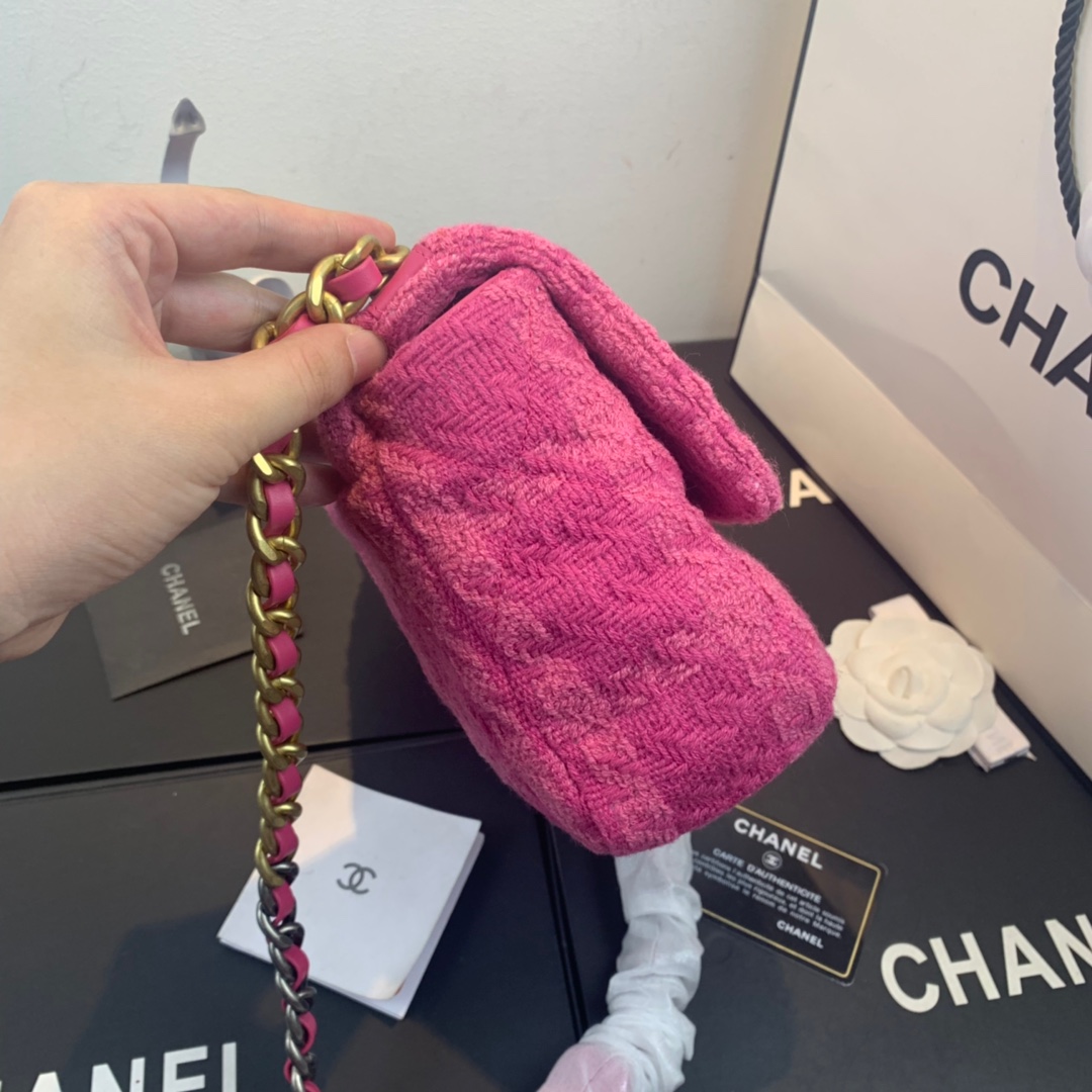AS1160  chanel 19 flap bag