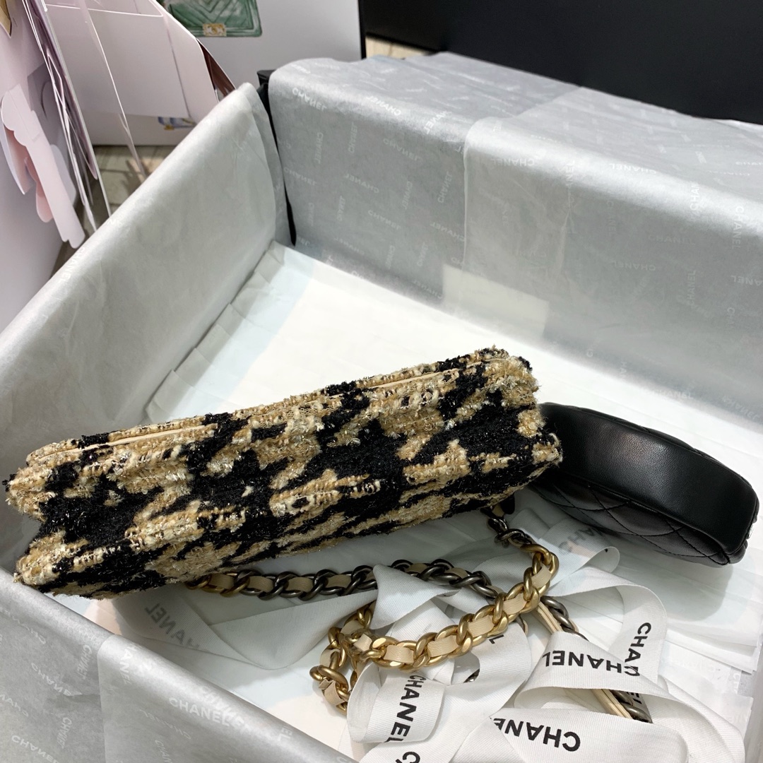 AP0985 chanel 19 wallet on chain & coin purse