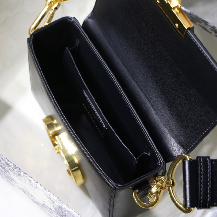  M9204 30 MONTAIGNE LAMBSKIN BOX BAG, DIOR HANDBAG