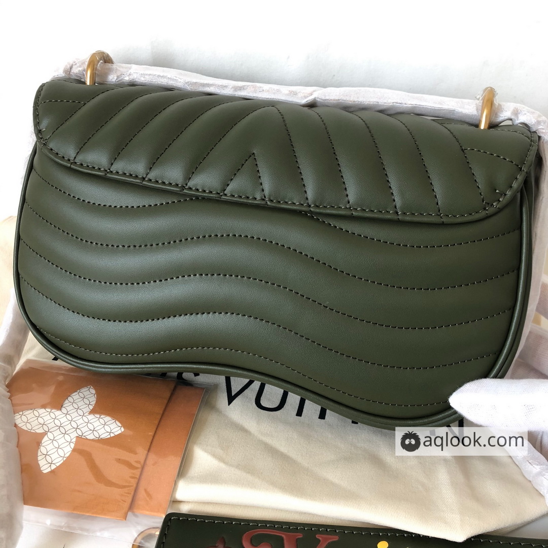 M55383, LOUIS VUITTON NEW WAVE CHAIN BAG MM, Louis Vuitton LV