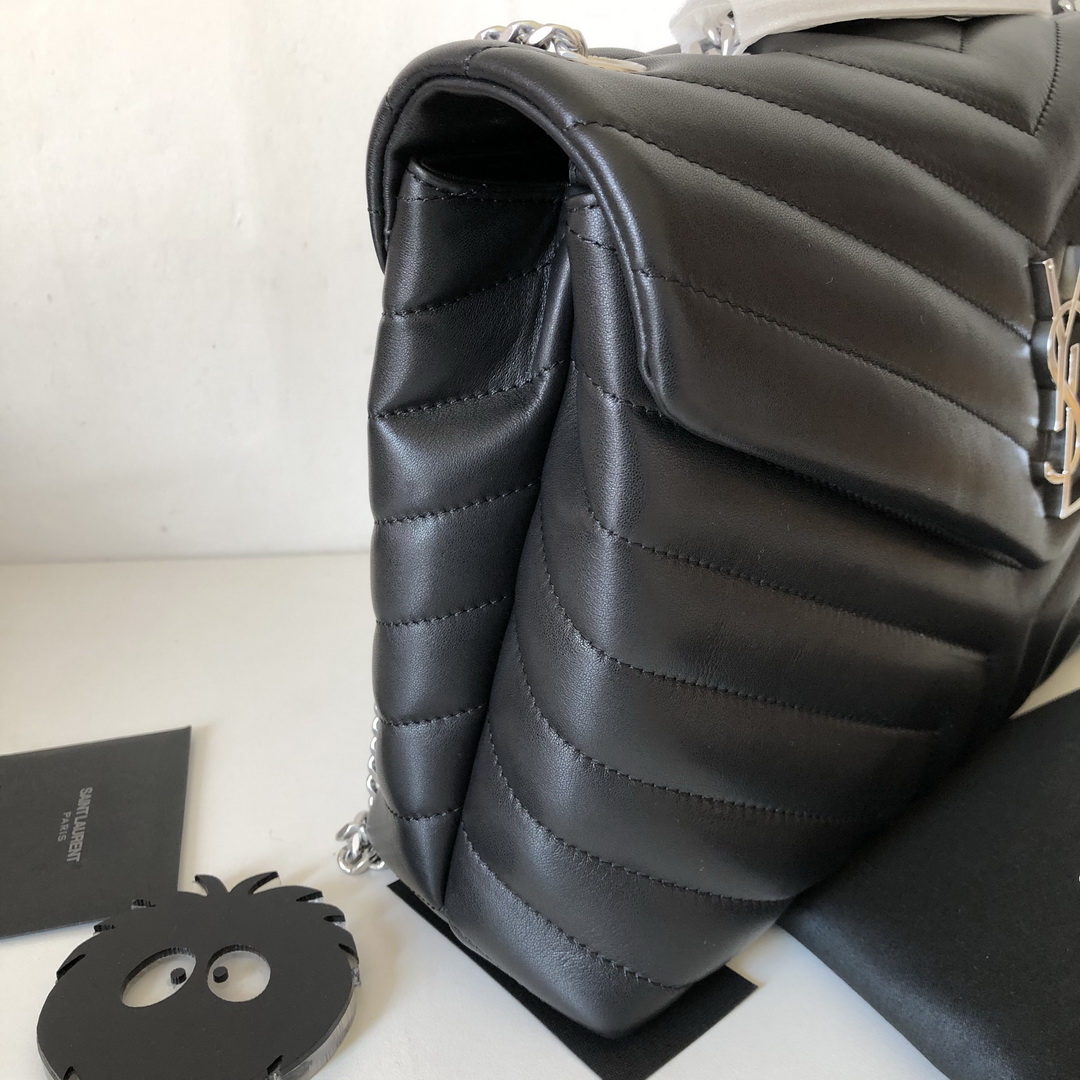 487216, YSL Saint Laurent, MEDIUM LOULOU CHAIN BAG, Y MATELASSÉ LEATHER