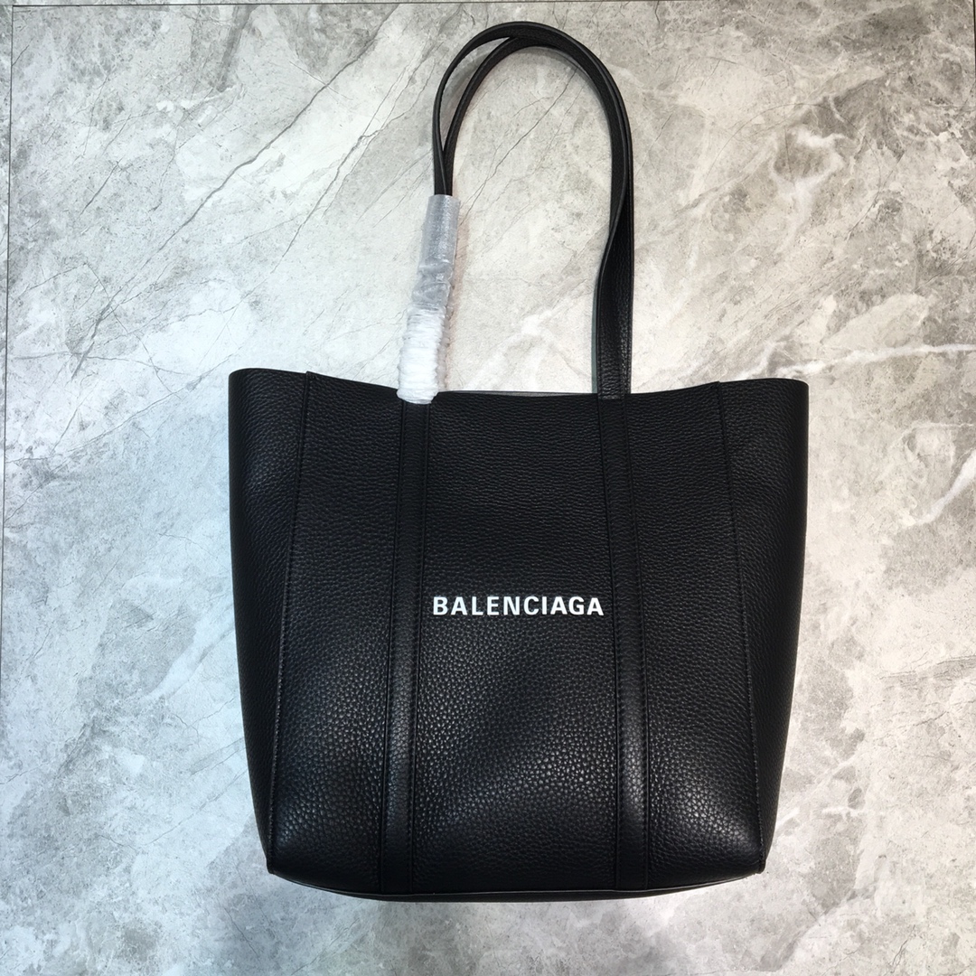 EVERYDAY XS TOTE BAG, BALENCIAGA HANDBAGS