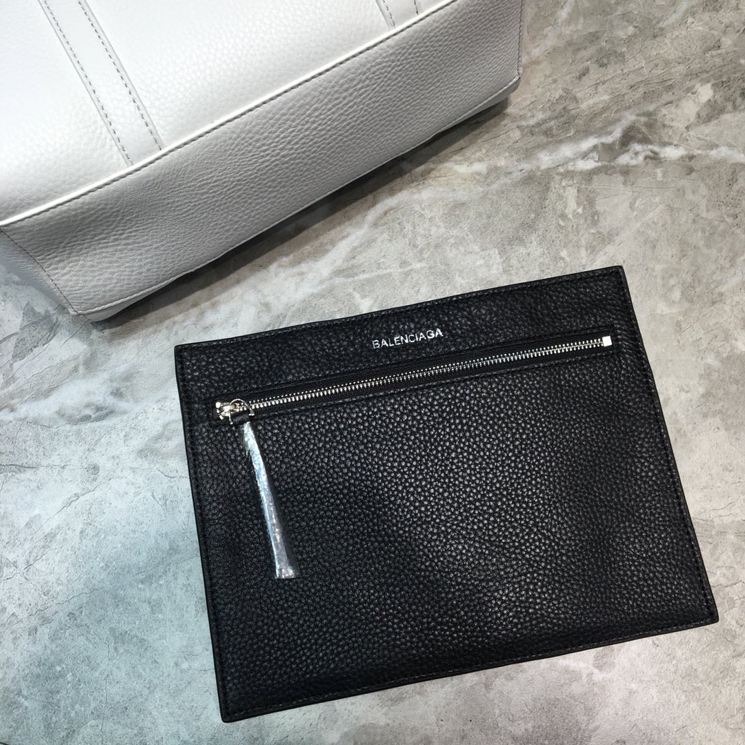 EVERYDAY XS TOTE BAG, BALENCIAGA HANDBAGS