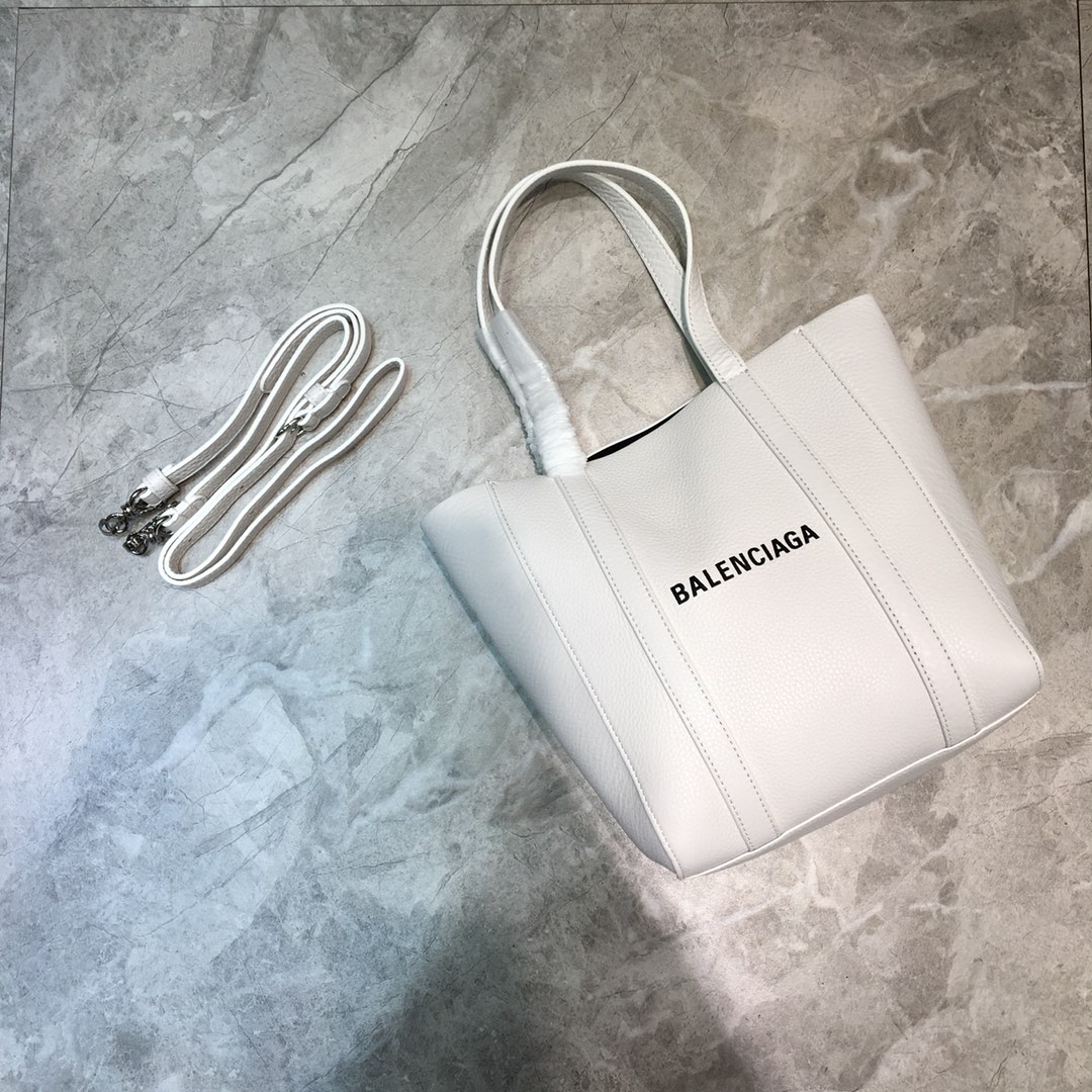 EVERYDAY XXS TOTE BAG, BALENCIAGA HANDBAGS